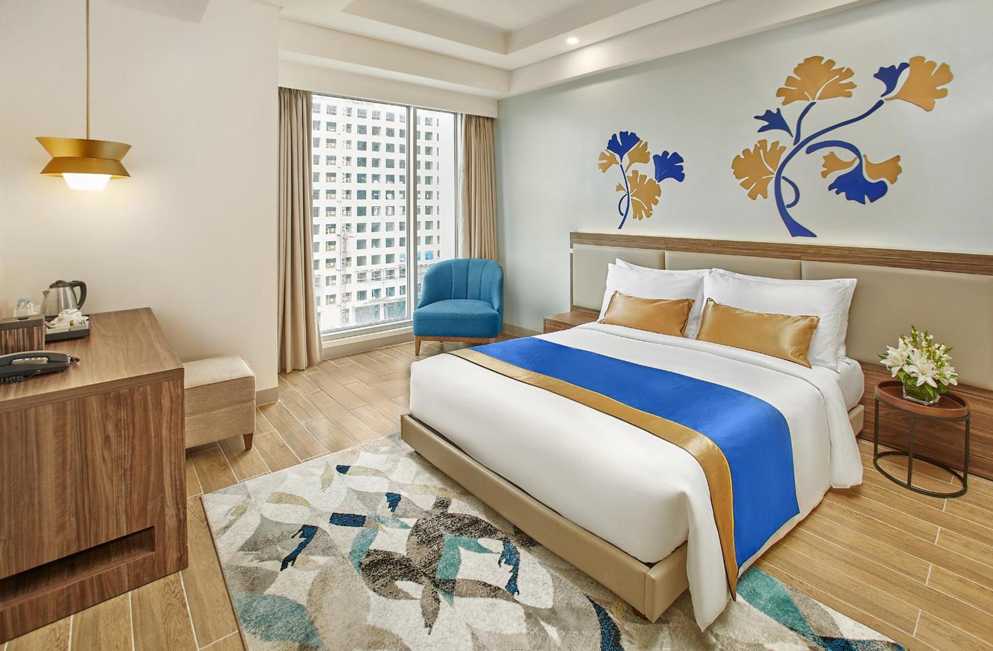 Kingsford Hotel Manila Paranaque City Exterior foto